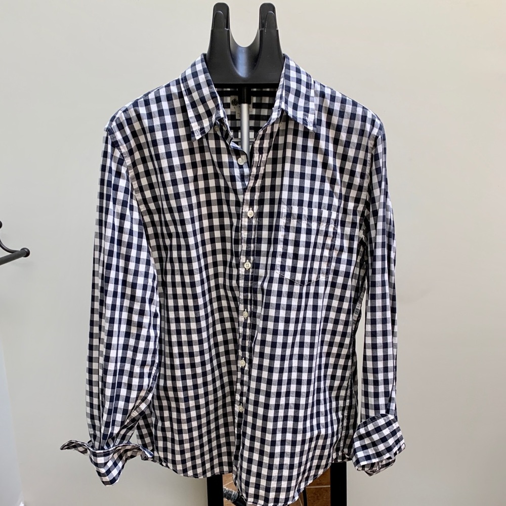 Black tailored fit button down